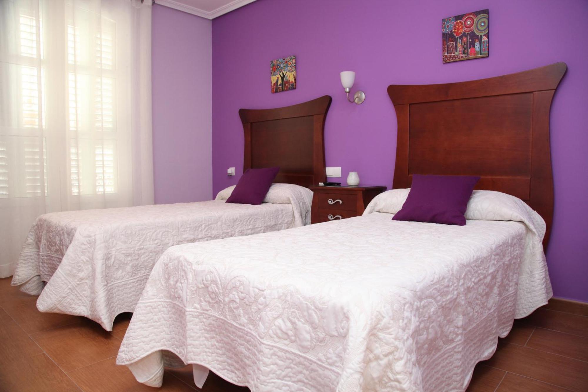 Hostal Avenida Tabernas Luaran gambar