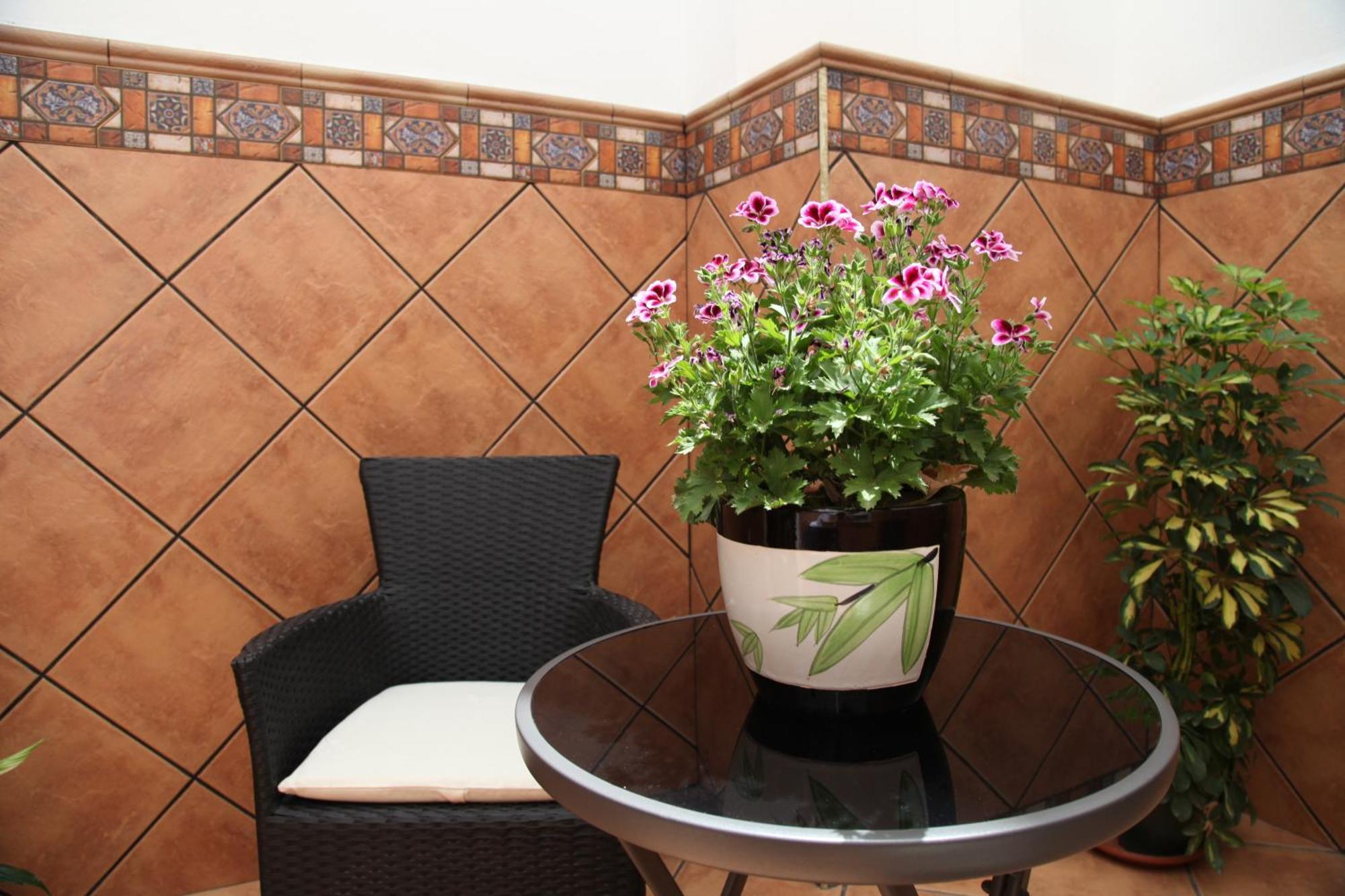 Hostal Avenida Tabernas Luaran gambar