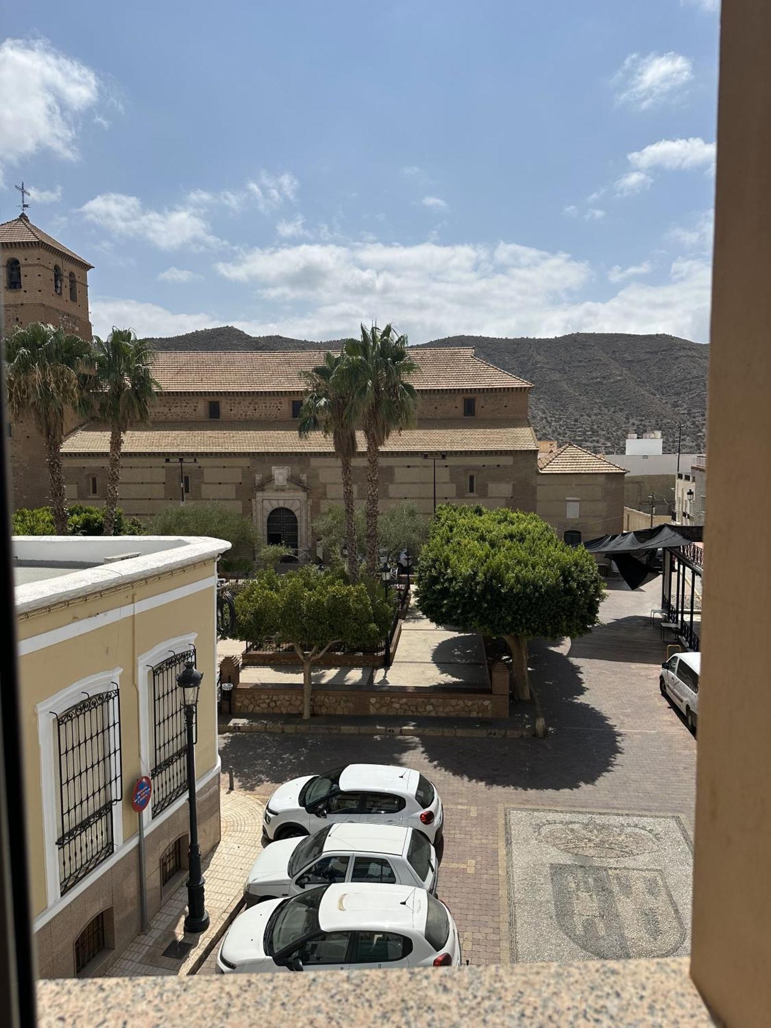 Hostal Avenida Tabernas Luaran gambar