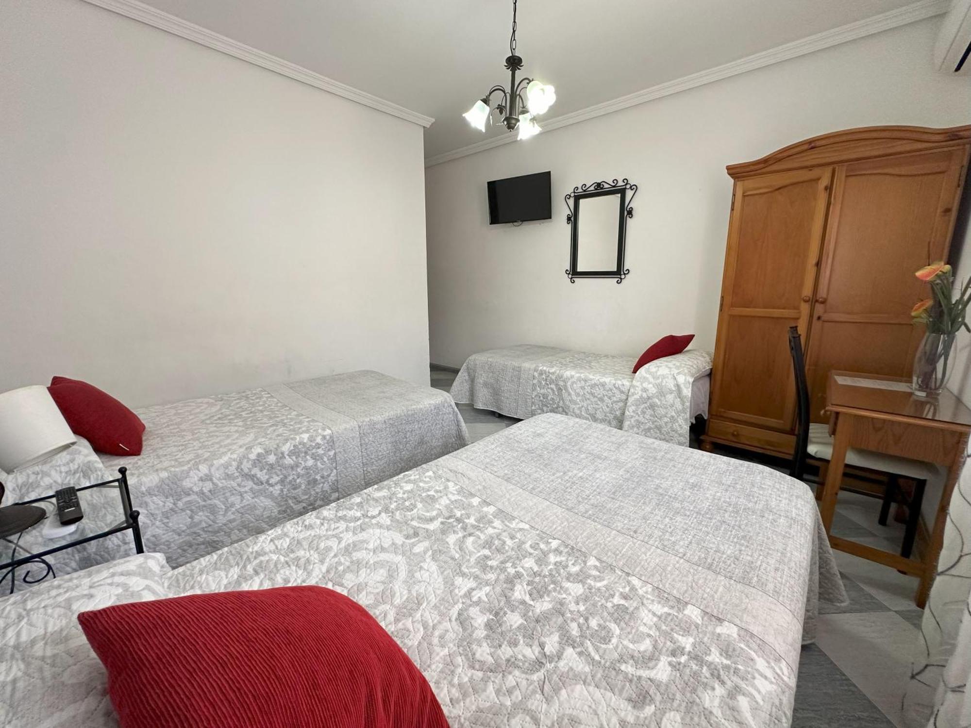 Hostal Avenida Tabernas Luaran gambar