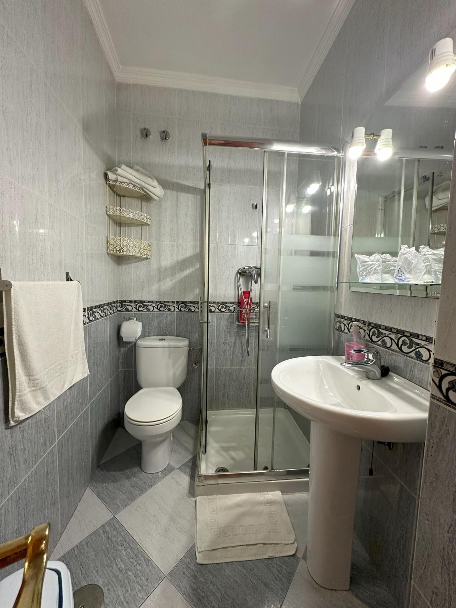 Hostal Avenida Tabernas Luaran gambar