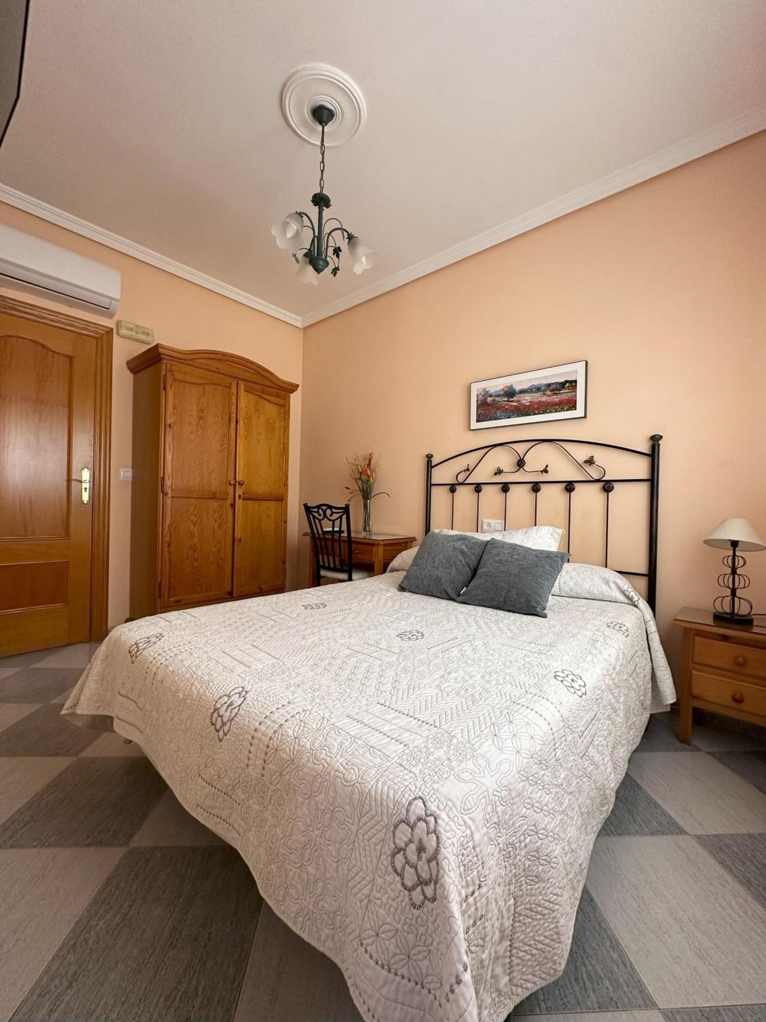 Hostal Avenida Tabernas Luaran gambar