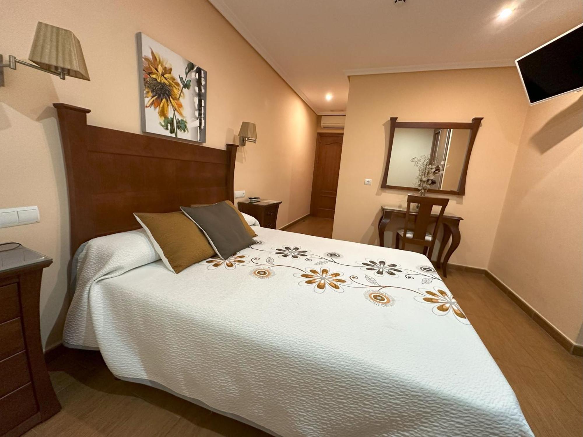 Hostal Avenida Tabernas Luaran gambar