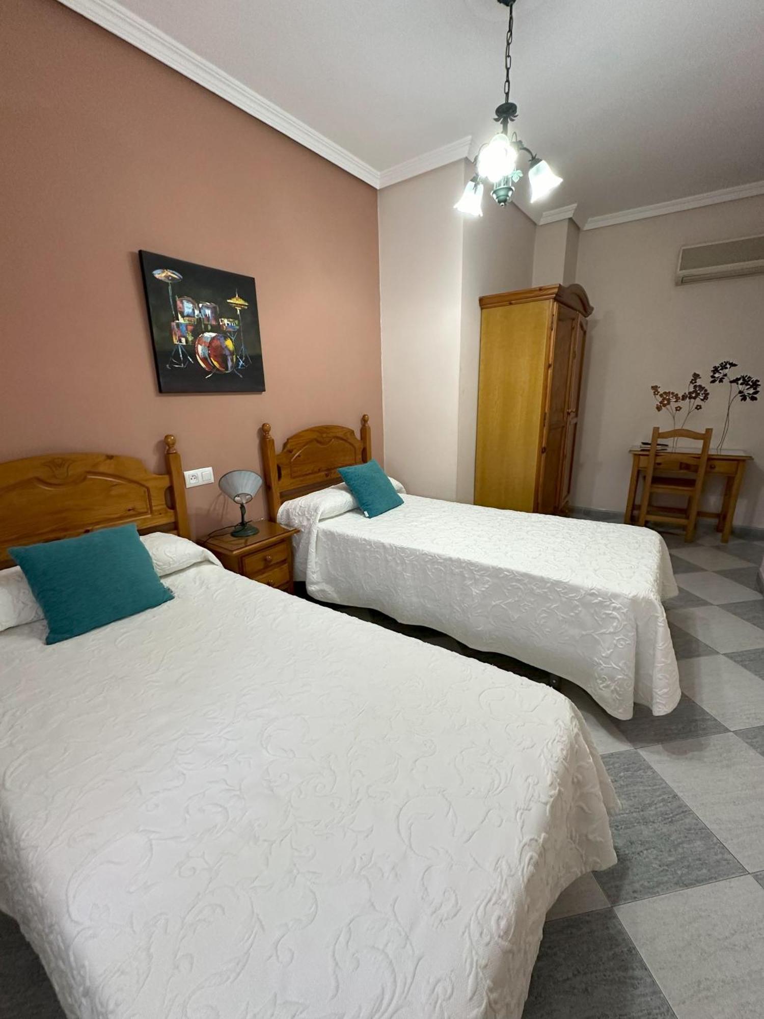 Hostal Avenida Tabernas Luaran gambar